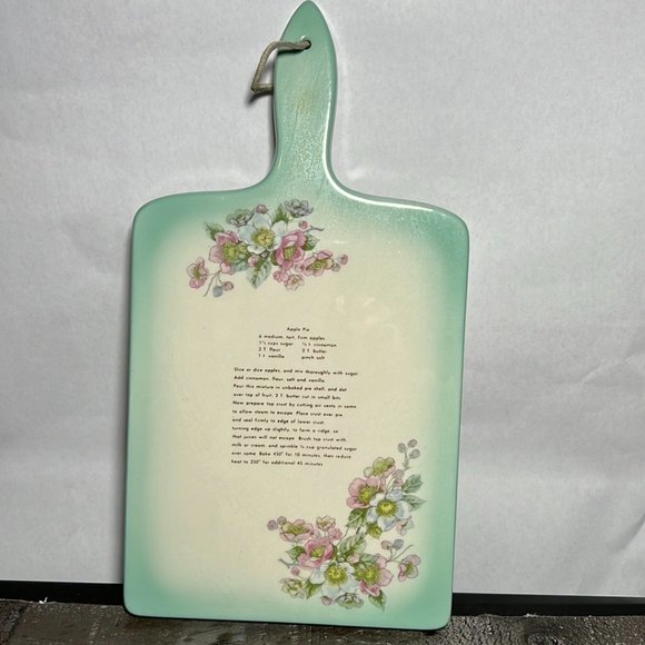 Vintage Atlantic Mold Co Ceramic Hanging Cutting Board Apple Pie Recipe - Picture 1 of 6